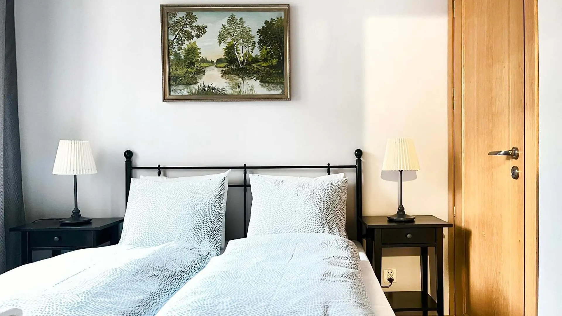 Welcoming Apartments With Bedrooms And Air Conditioning, City Center Krakov 0*,  Polsko