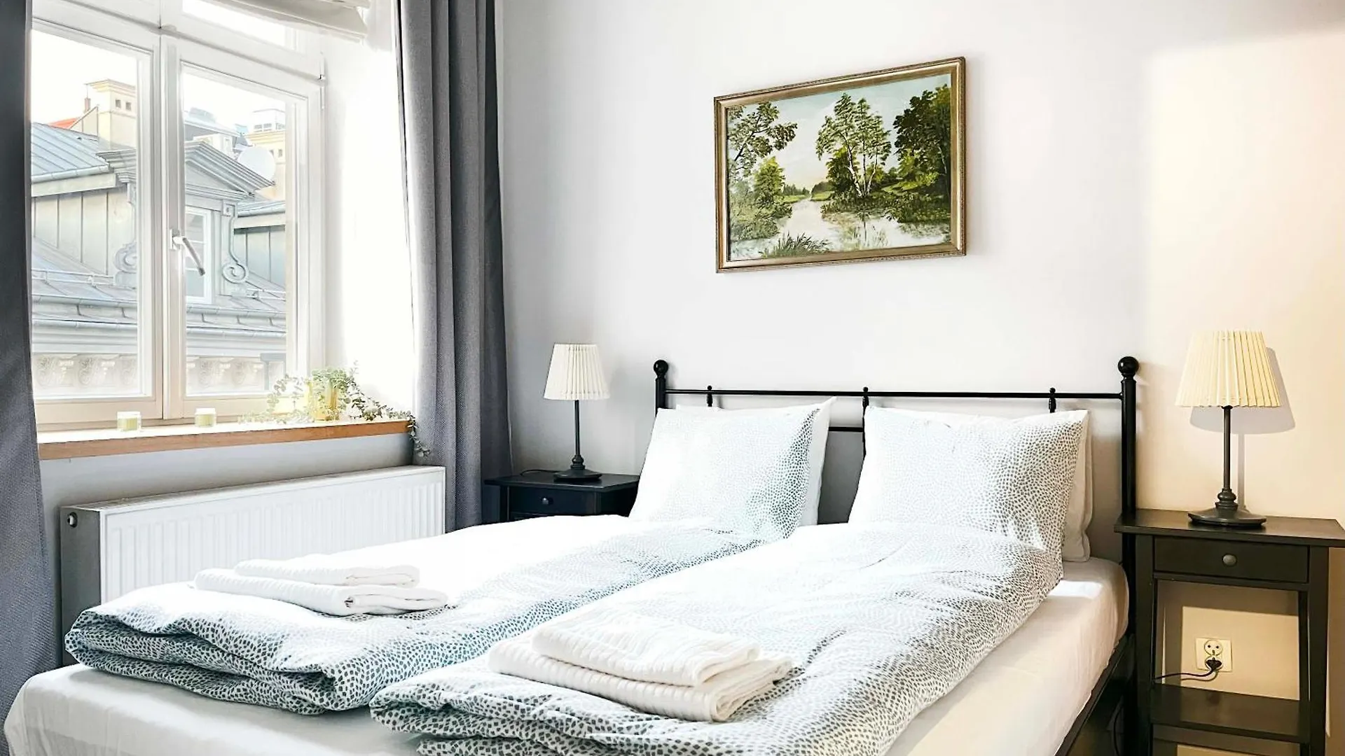 Welcoming Apartments With Bedrooms And Air Conditioning, City Center Krakov