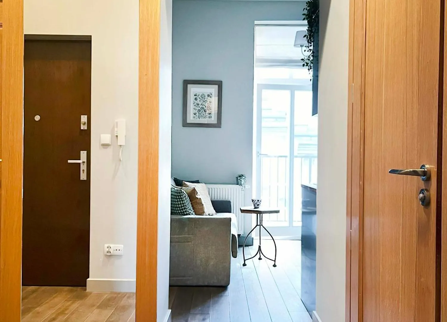 Welcoming Apartments With Bedrooms And Air Conditioning, City Center Kraków Polska